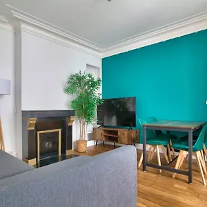 Luxurious 1 Bedroom Notre Dame De Monge Free Netflix Paris