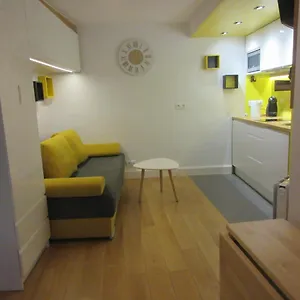 Apartamento Cosy Of 17 Square Meters At Place Monge 75005, París